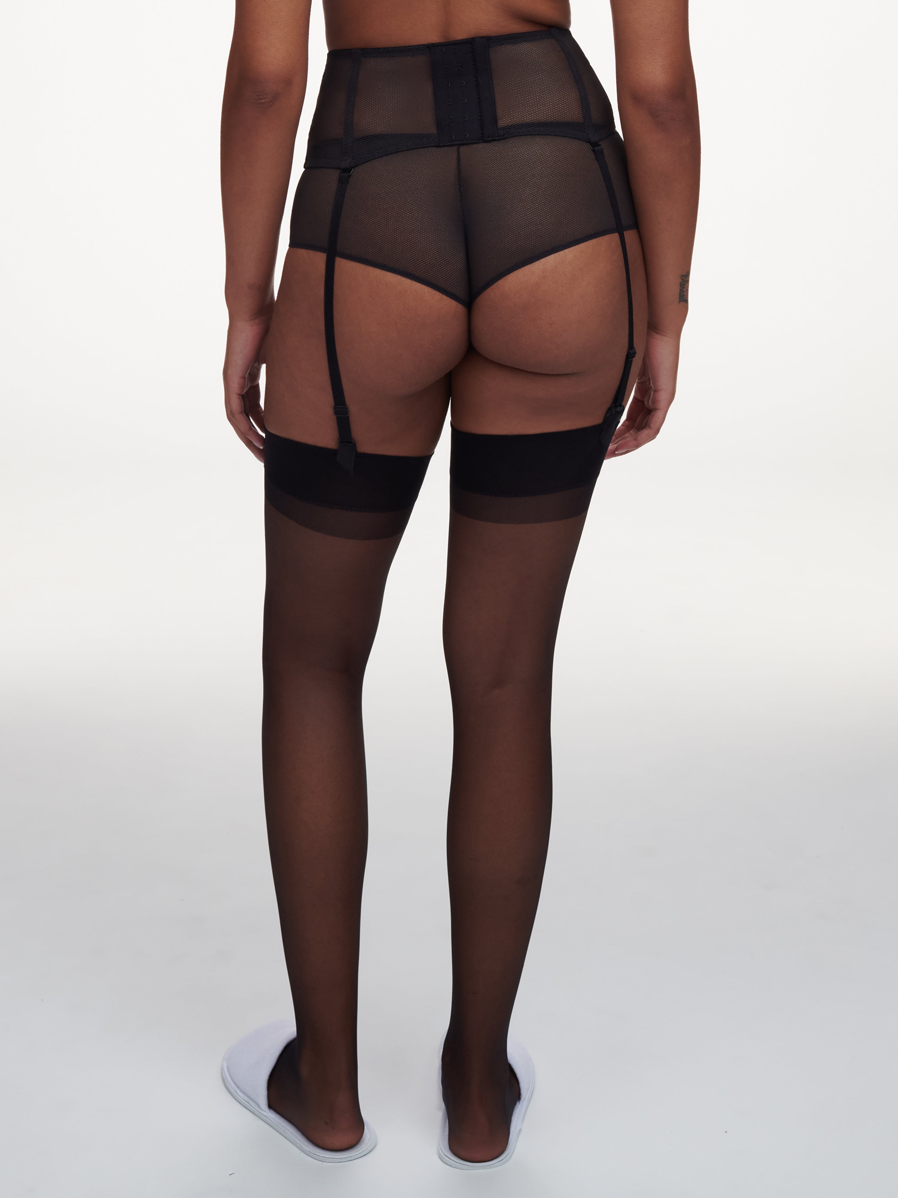 CHANTELLE Pulp - Philter Waist Chincher in Noir Vinyl