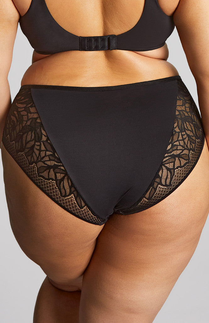 SCULPTRESSE - Sophia Deep Brief in Black