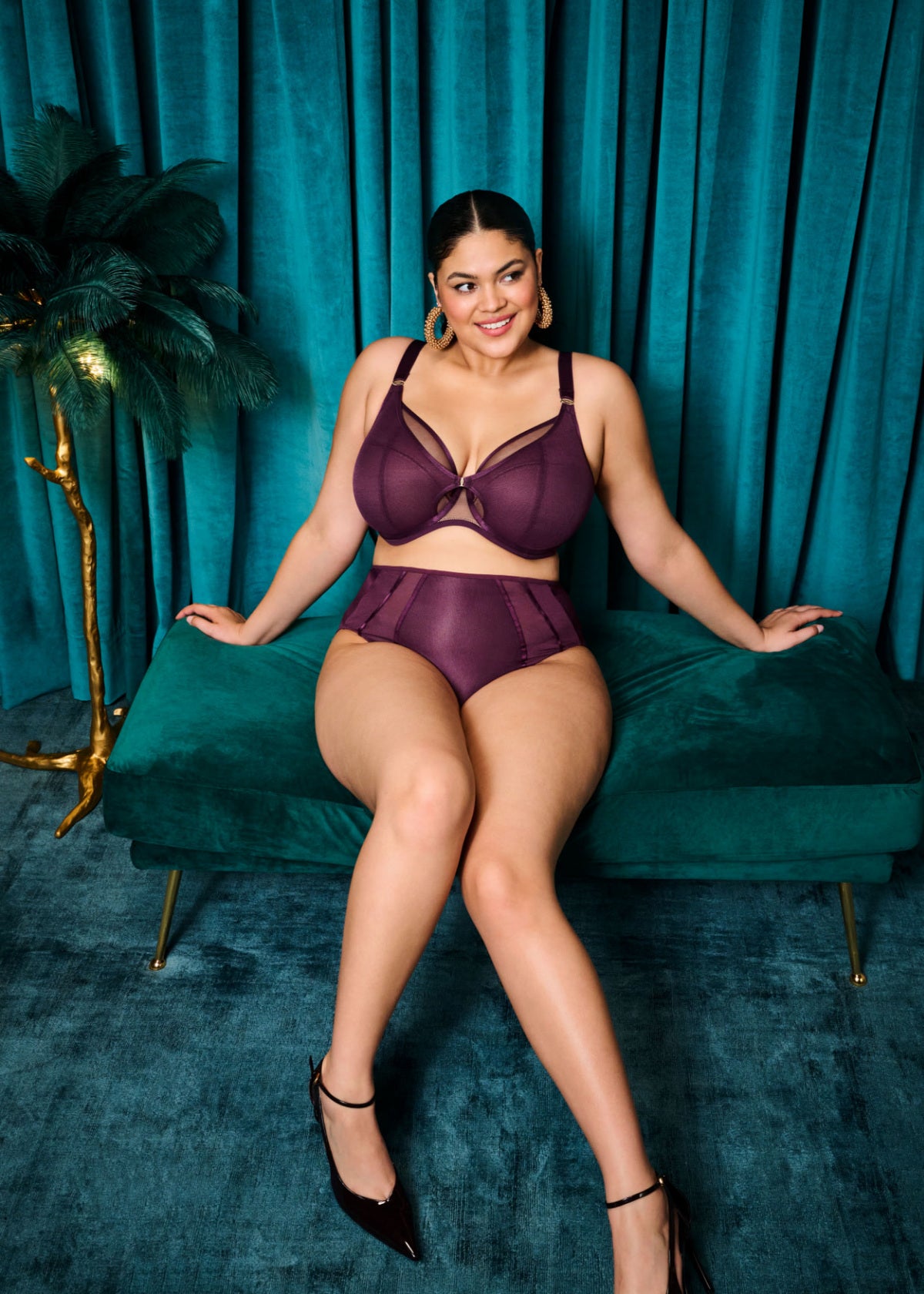 ELOMI - Kintai Plunge Bra in Blackberry
