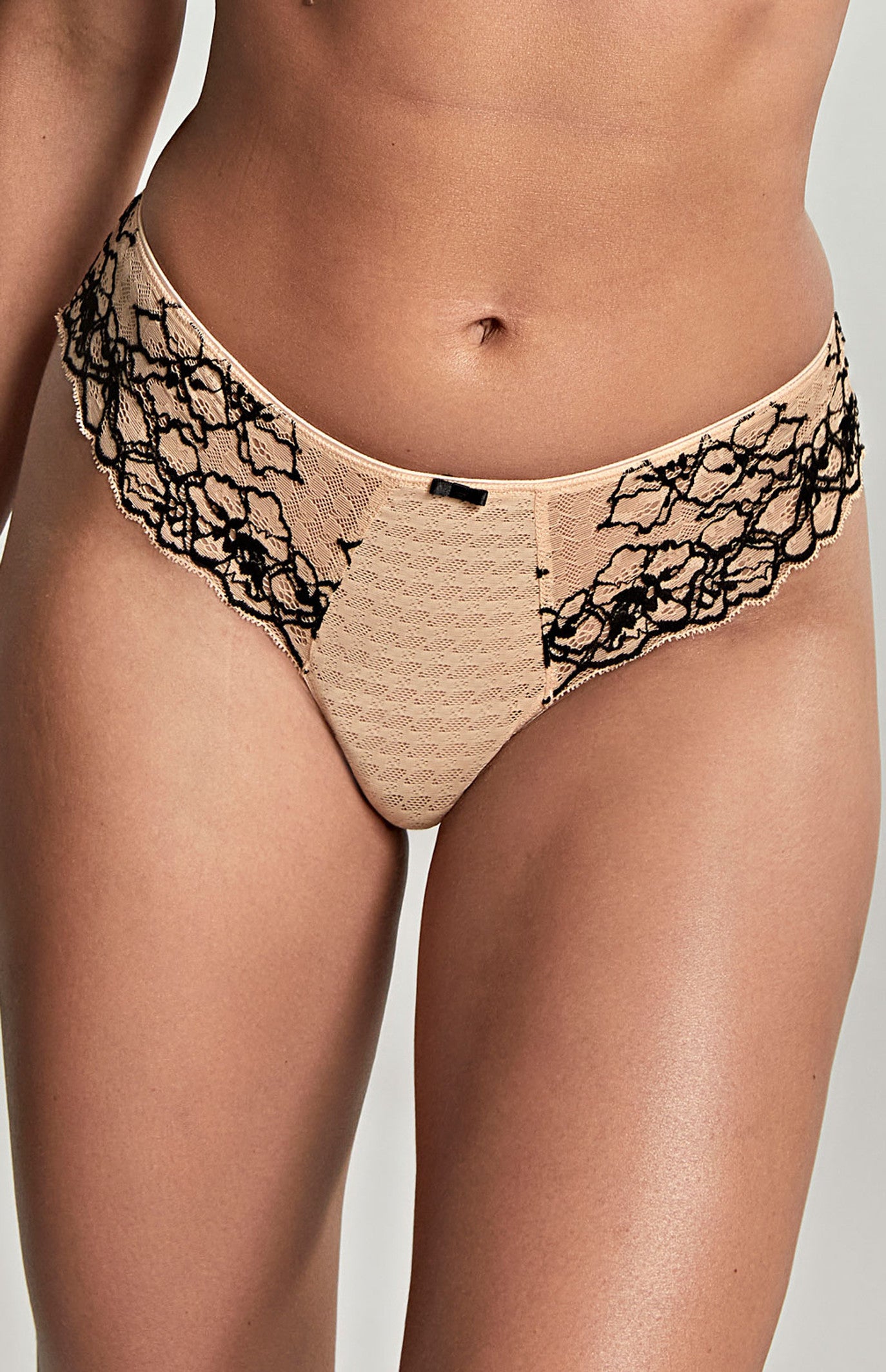 PANACHE - ENVY THONG IN SAND AND BLACK