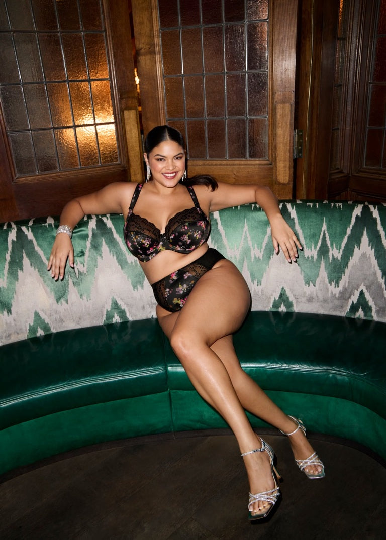 ELOMI - Lucie Stretch Uw Plunge Bra in Black Fleur
