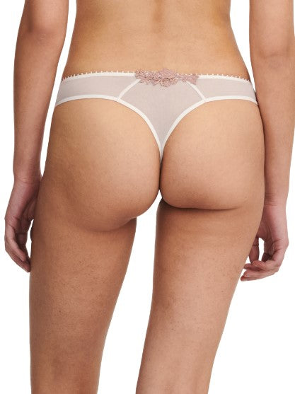 PASSIONATA - WHITE NIGHTS THONG IN PEARL