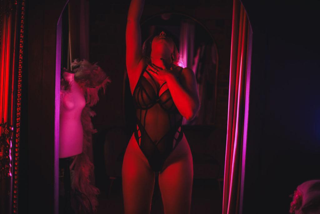 SCANTILLY - SENSES BODY IN BLACK