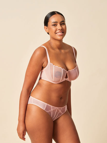 GOSSARD - OBSESSION NON PADDED BALCONETTE BRA in Blush